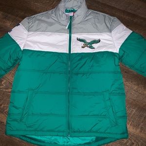 BRAND NEW Mitchell and ness eagle jacket
